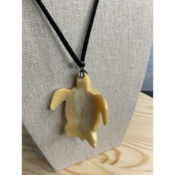 Tortoise Hand Carved Turtle Necklace Pendant - Picture 3 of 4
